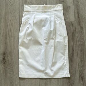 Vivian Lane, Italian, white high waist pencil skirt, front pockets, size S